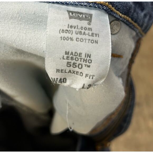 LEVI`S 550 JEANS MEN`S RELAXED FIT 40 x 30 Mens Jeans Western Wear - Picture 3 of 8